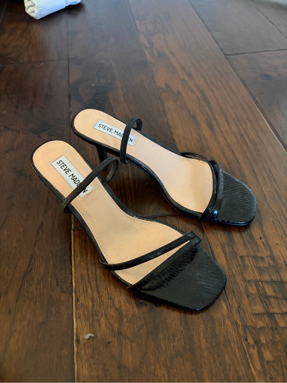 Steve Madden Black Thin-Strap Square-Toe Heeled Sandals